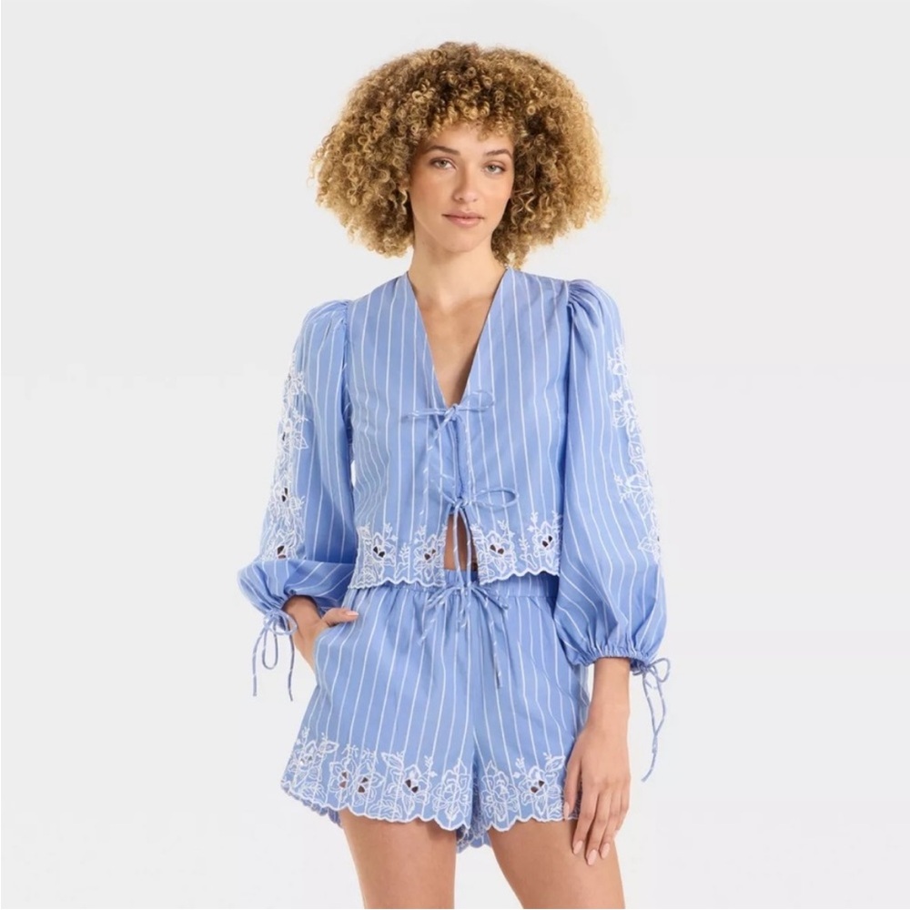 Eyelet Tie-Front Poplin Blouse & Shorts Set - Medium, Never Worn